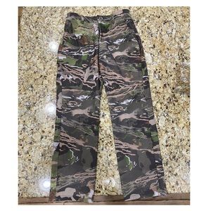 Boys Under Armour Camo Pants